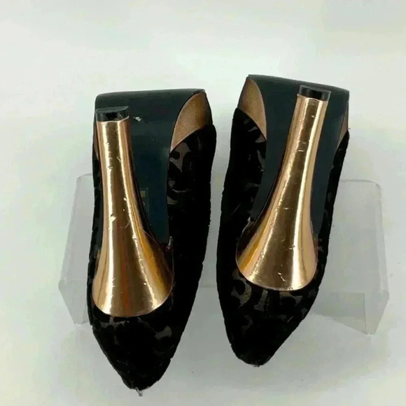 CALL  IT SPRING - Picture 6 of 6